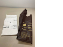 set of two shopping bags set of two shopping bags