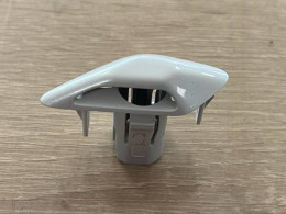 Set of 6 Left and right headlight washer nozzle covers for Mitsubishi Pajero Sport 3, years 2020, 2021, 2022. Part number: KS 8264A439WE