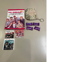 Yo Dream set includes: a coin purse, 4 candies, two stickers, one magnet Yo Dream set includes: a coin purse, 4 candies, two stickers, one magnet