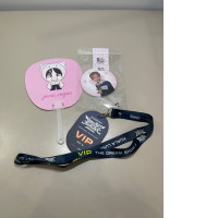 Concert pass with two signs Concert pass with two signs