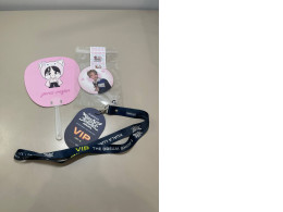 Concert pass with two signs Concert pass with two signs