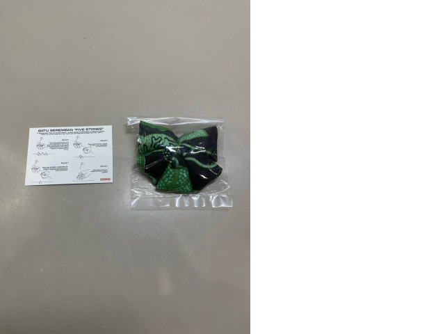 batu seremban game (five stones) batu seremban game (five stones)