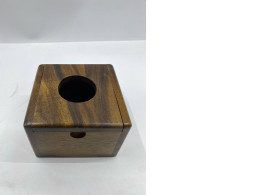 Wooden tissue box