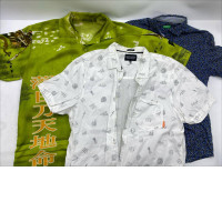 Set of 3 Men's short-sleeved Hawaiian shirt with patterns. 