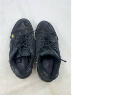 Men's black sneakers