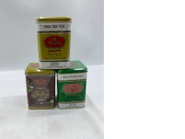 Set of 3 Cha Tra Mue brand Oolong tea, flavored green tea powder, instant tea powder. 