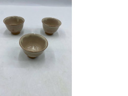 Set of 3 Japanese glass teacup is called a "chawan". Set of 3 Japanese glass teacup is called a "chawan".