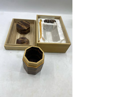 Japanese tea box made from cherry wood, featuring a Kabasai matcha pattern inside a wooden box.