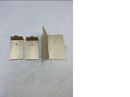 Set of 3 Empty envelope for a gold card.