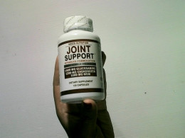 Arazo Nutrition Joint Support Complex containing turmeric, boswellia and hydrochloric acid.