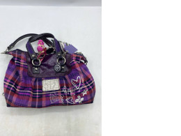 Plaid shoulder bag 
