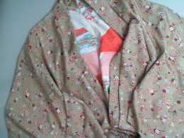 Beige Japanese floral robe Beige Japanese floral robe