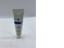 Round Lab Birch Juice Moisturizing Tone-Up Sunscreen. 