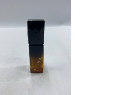 bottle of Zeesea Ultimate Diamond Makeup Primer. 