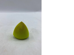 Makeup foam Makeup foam