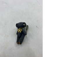 Black bear clothes clip Black bear clothes clip
