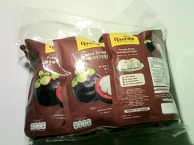 Ampai Freeze-Dried Mangosteens, 6 Pieces Per Pack. Ampai Freeze-Dried Mangosteens, 6 Pieces Per Pack.