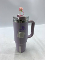  Stanley The Quencher H2.0 FlowState tumbler in a light purple color.