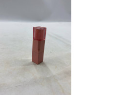  CLIO Dewy Blur Tint. 