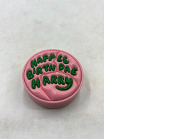SHEGLAM Harry Potter collection "Happee Birthdae Harry" blush in the shade peach pink. 