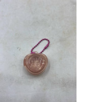 Fwee Lip & Cheek Glowy Jelly Pot (or Pudding Pot) with a pink pendant keyring attachment. Fwee Lip & Cheek Glowy Jelly Pot (or Pudding Pot) with a pink pendant keyring attachment.
