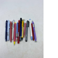 Set of 14 pen 