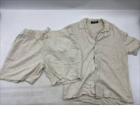 Short-sleeved shirt and shorts set