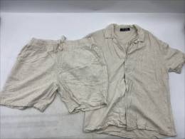 Short-sleeved shirt and shorts set