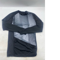 long-sleeved shirt long-sleeved shirt