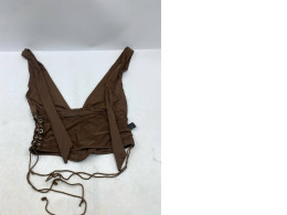 Brown crop top with bow tie at the back Brown crop top with bow tie at the back