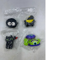 set of 4 Earphone case