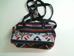Knitted women's bag