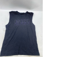 Black sleeveless shirt