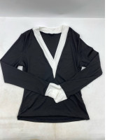 Black long-sleeved V-neck shirt