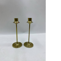 Set of 2 Vintage-style slender brass candlestick with a modern twist.