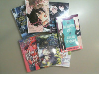 A set of 7 small comic books