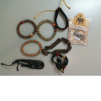 Set of 8 beaded bracelets