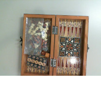 Wooden chess set with pieces