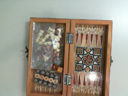 Wooden chess set with pieces