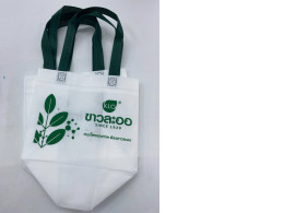 Set of 3 White fabric bag with Khaolaor logo.