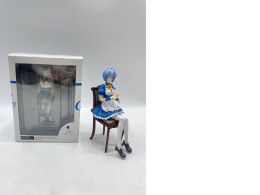 Set of 2 Japanese figures Set of 2 Japanese figures