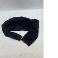 black long-sleeve crop top.