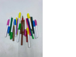 Set of 23 Pen