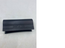 Eyeglass case and cleaning cloth.