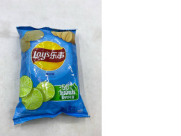  Lay's Lime Flavour Potato Crisps. 