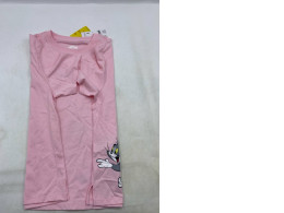 Pink crew neck t-shirt