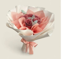 Glitter rose bouquet