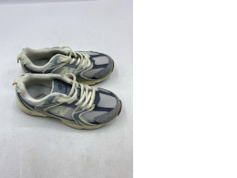 New Balance 530 sneakers featuring an ABZORB midsole. 