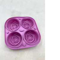  silicone rose-shaped ice cube tray. 