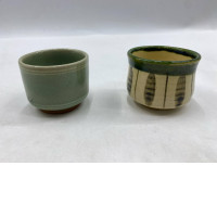 set of 2 Japanese earthenware teacup (Oribe)